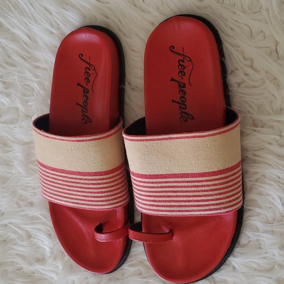 P025  Free People Saylor Footbed Sandal Slip-on Red Multi-Color Size 40 - Picture 2 of 12